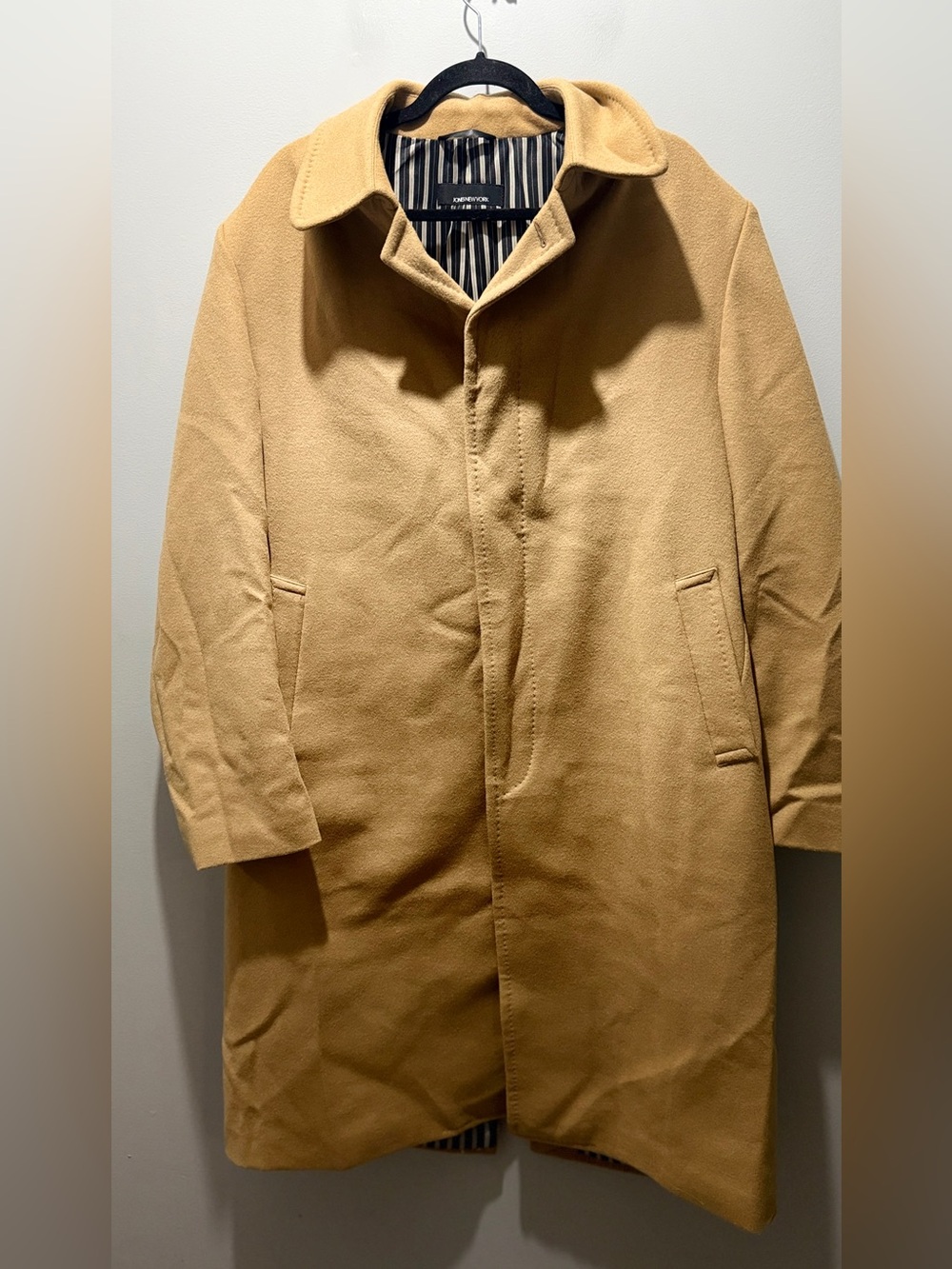 Jones New York Men's Camel Wool/Cashmere Overcoat - Vintage Tailored Coat - Picture 2 of 10